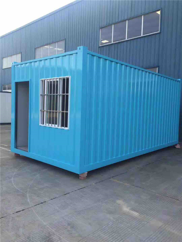 南昌住人集装箱:街头出现租赁集装箱